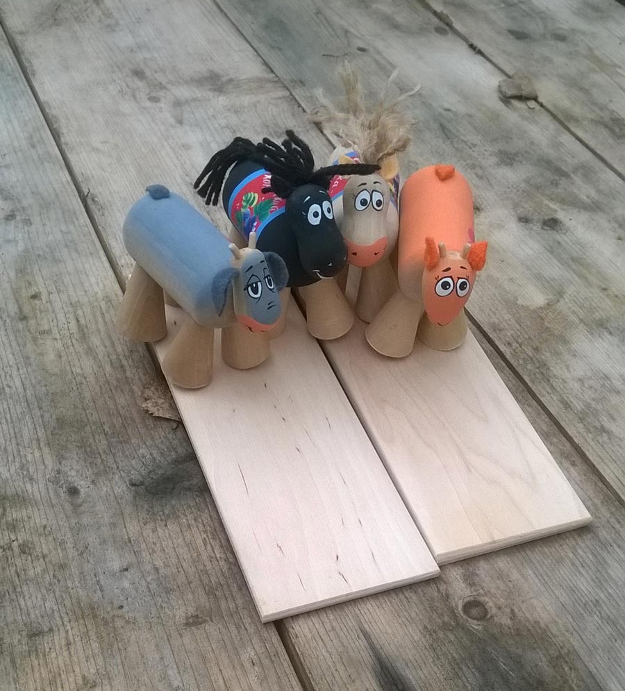 Тигидимскій кінь і його сім'я - іграшки-сувеніри на пам'ять