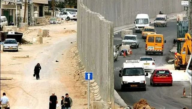 Розділовий бар'єр між Ізраїлем і Палестиною