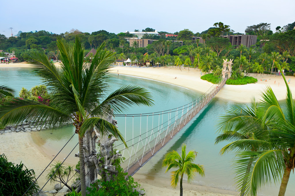 Сінгапур з його знаменитим зоопарком, пляжами, і парками атракціонів - справжній рай для дітей
