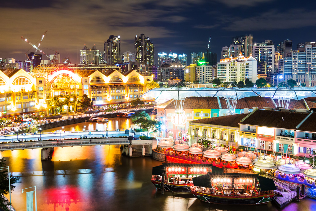 Вважається, що в Сінгапурі найвища концентрація магазинів на квадратний кілометр в світі