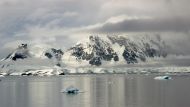 Поляки на яхте Katharsis II совершили одно из величайших подвигов в истории парусного спорта, облетев Антарктиду через ее воды во время безостановочного круиза