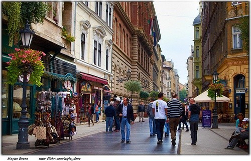 Прогулятися по вуличках Будапешта в компанії друзів