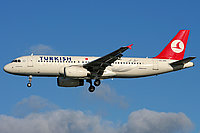 Літаковий парк Turkish Airlines складається з Airbus A319-132 / 100, Airbus A320-214 / 232, Airbus A321-231 / 211/232, Airbus A330-203, Airbus A330-200F Cargo, Airbus A340-311 / 312/313, Airbus A 310 Cargo Boeing 737-400, Boeing 737-800, Boeing 737-700 і Boeing 777-300ER