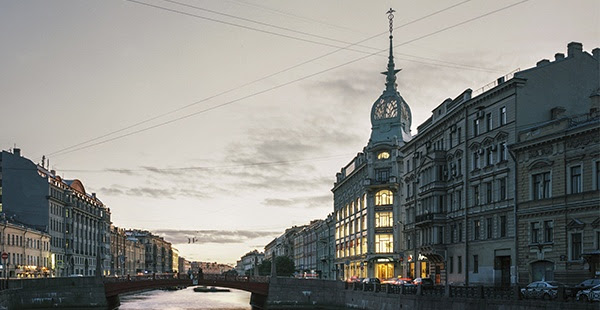 Utair: знижка 10% на польоти в Санкт-Петербург