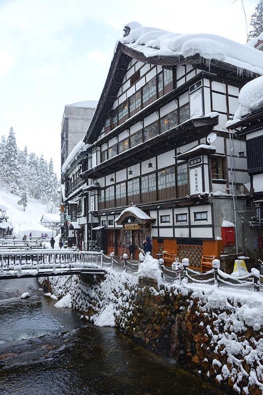 Термальні джерела взимку - онсен Гіндзан, префектура Ямагата