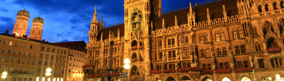 Мюнхен   Назва міста походить від давньо-німецького Munichen - «у ченців»
