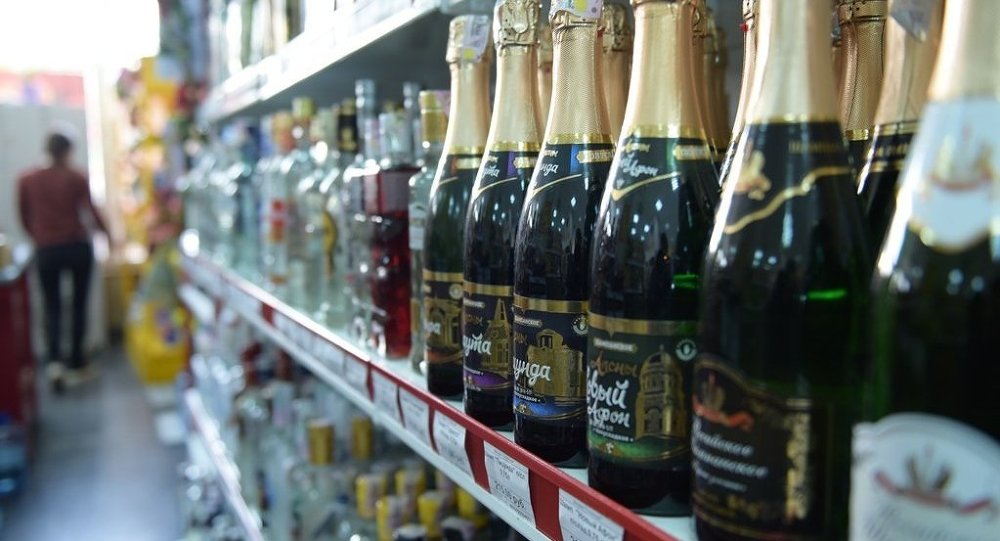 У Петрозаводську в обох гіпермаркетах «Стрічка» ось вже три тижні не продають алкоголь