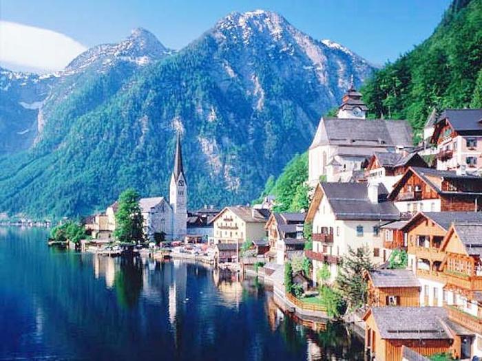 Австрія протягом багатьох років є однією з найкрасивіших і найбільш мирних країн у центрі Європи, і тому нерухомість в Австрії дуже популярна серед інвесторів по всьому світу