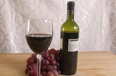 4 лютого 2013, 1:57 Переглядів:   Поставки вина і мінеральних вод з Грузії були перервані з 2006 року, фото pro-et-contra