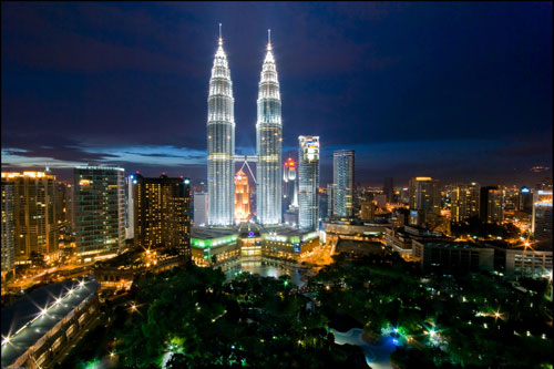 «Petronas Twin Towers» - Вежі-близнюки «Петронас»