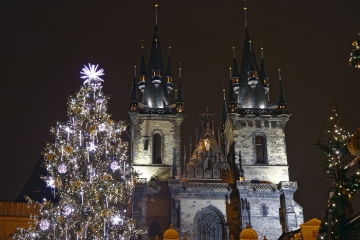 Зізнаємося, спочатку думали озаглавити статтю «7 чарівних різдвяних ярмарків Європи», але це не відображало б дійсності, тому як святкування Різдва в європейських традиціях зовсім не обмежується однією лише ярмарком