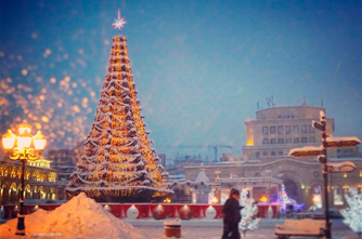 Новорічні тури в Вірменії - це приголомшлива можливість провести головна подія 2018 і 2019 року в новому місці, познайомитися з вірменськими традиціями святкування Нового року і Різдва, відвідати найдавніші історичні та культурні об'єкти, а також відчути тепло і гостинність місцевих жителів