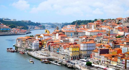 Це компенсується малим розміром інших витрат, що дозволяє вважати життя в Португалії недорогий