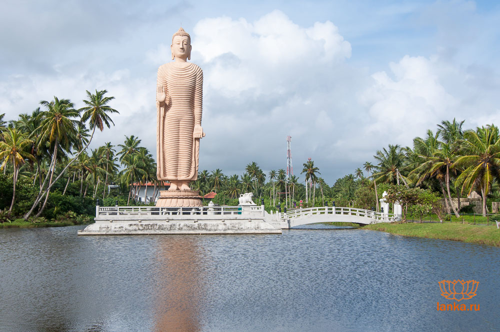 Шрі Ланка   - держава, розташоване на однойменному острові в центрі Індійського океану